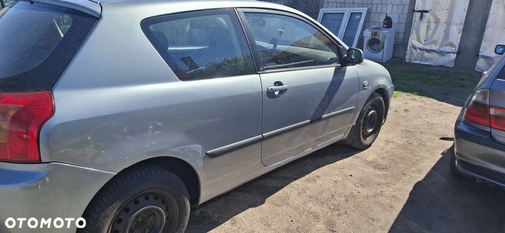 Toyota Corolla - 5