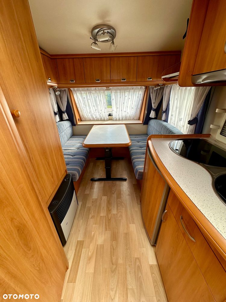Hobby De luxe 400 - 28
