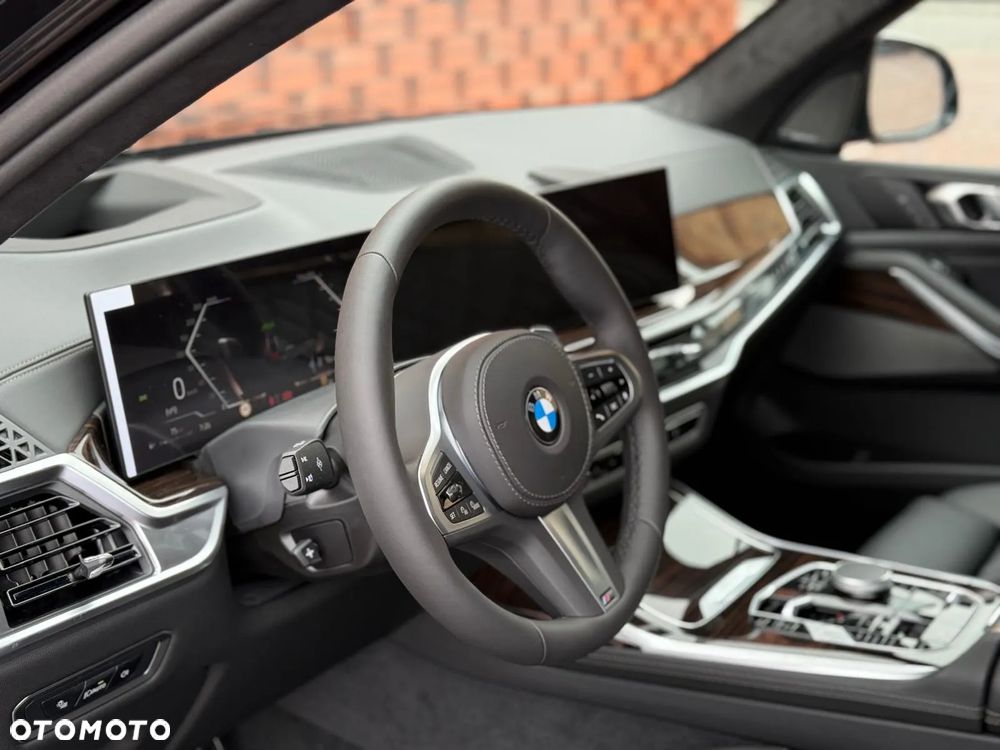 BMW X7 - 8