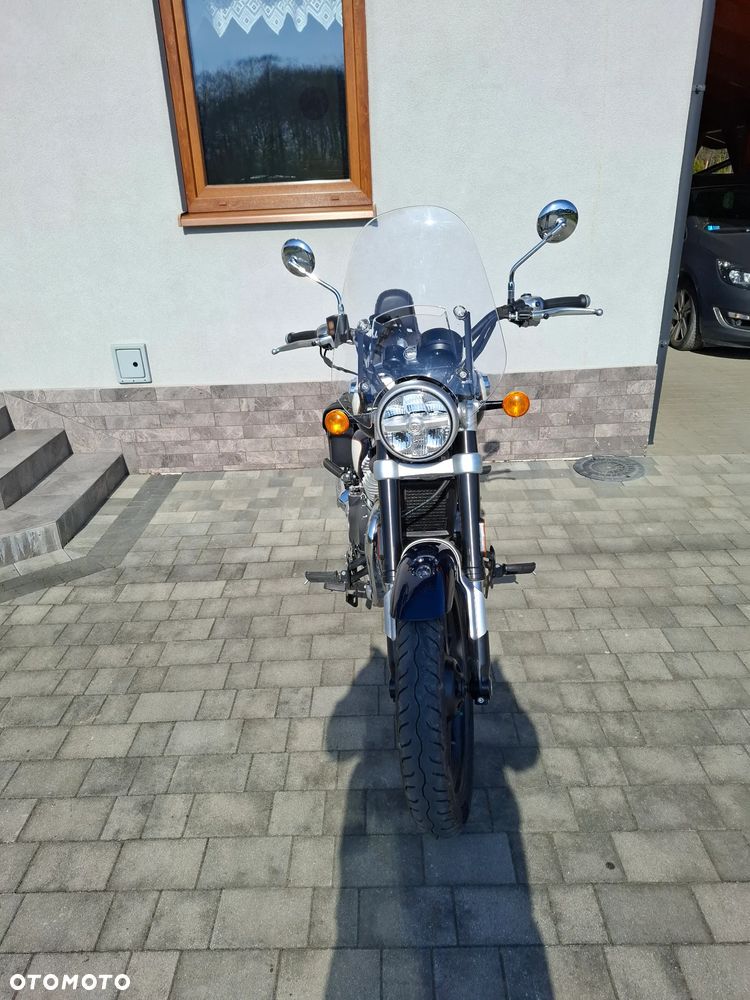 Royal Enfield Super Meteor - 3