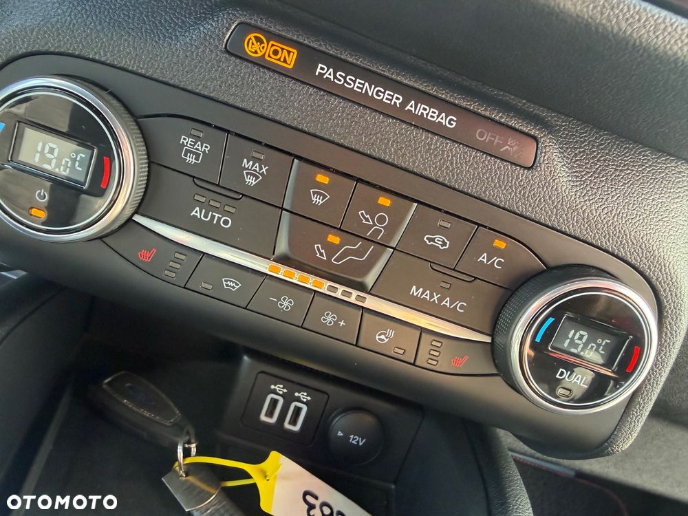 Ford Kuga 2.5 Duratec FHEV ST-LINE - 14