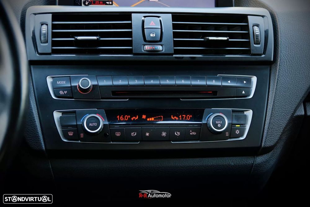 BMW 118 dA Line Sport - 17