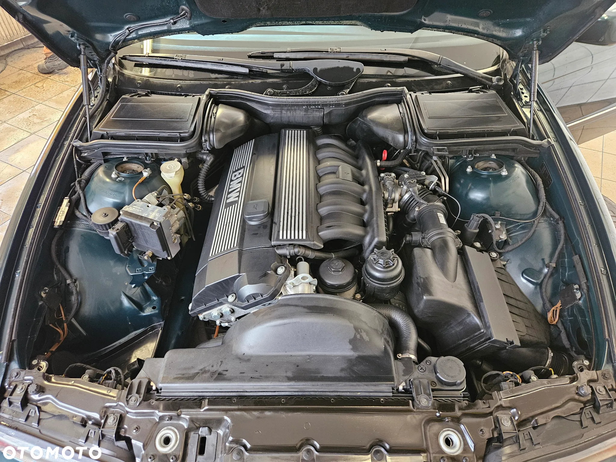 BMW Seria 5 520i - 12