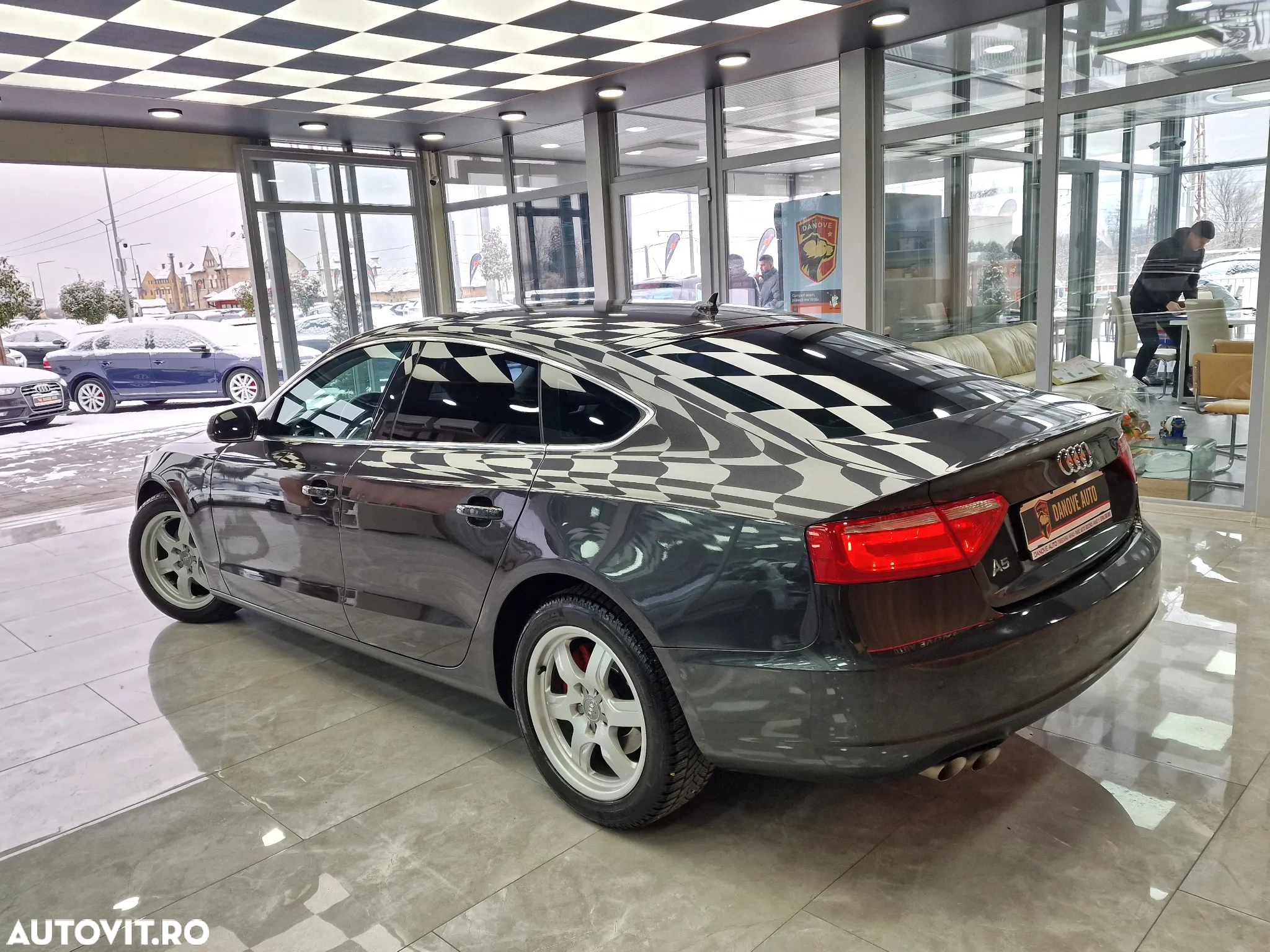 Audi A5 Sportback 2.0 TDI - 10