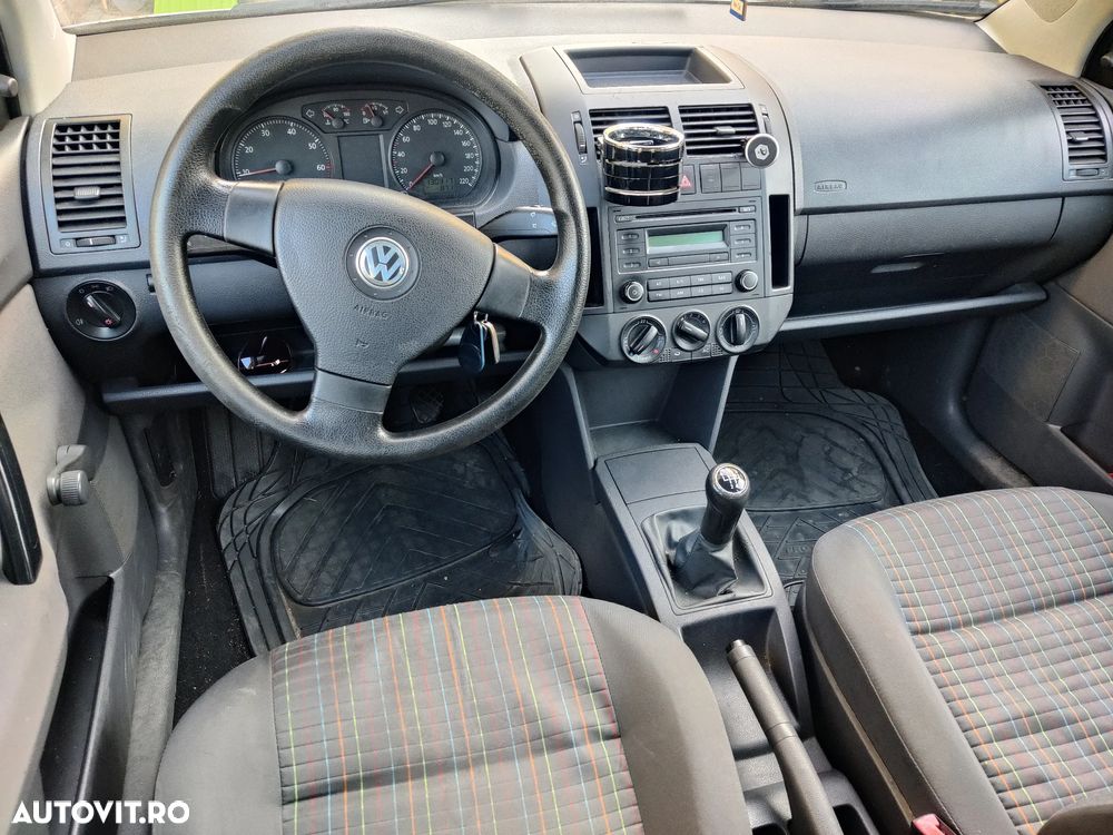 Volkswagen Polo 1.2 Trendline - 4