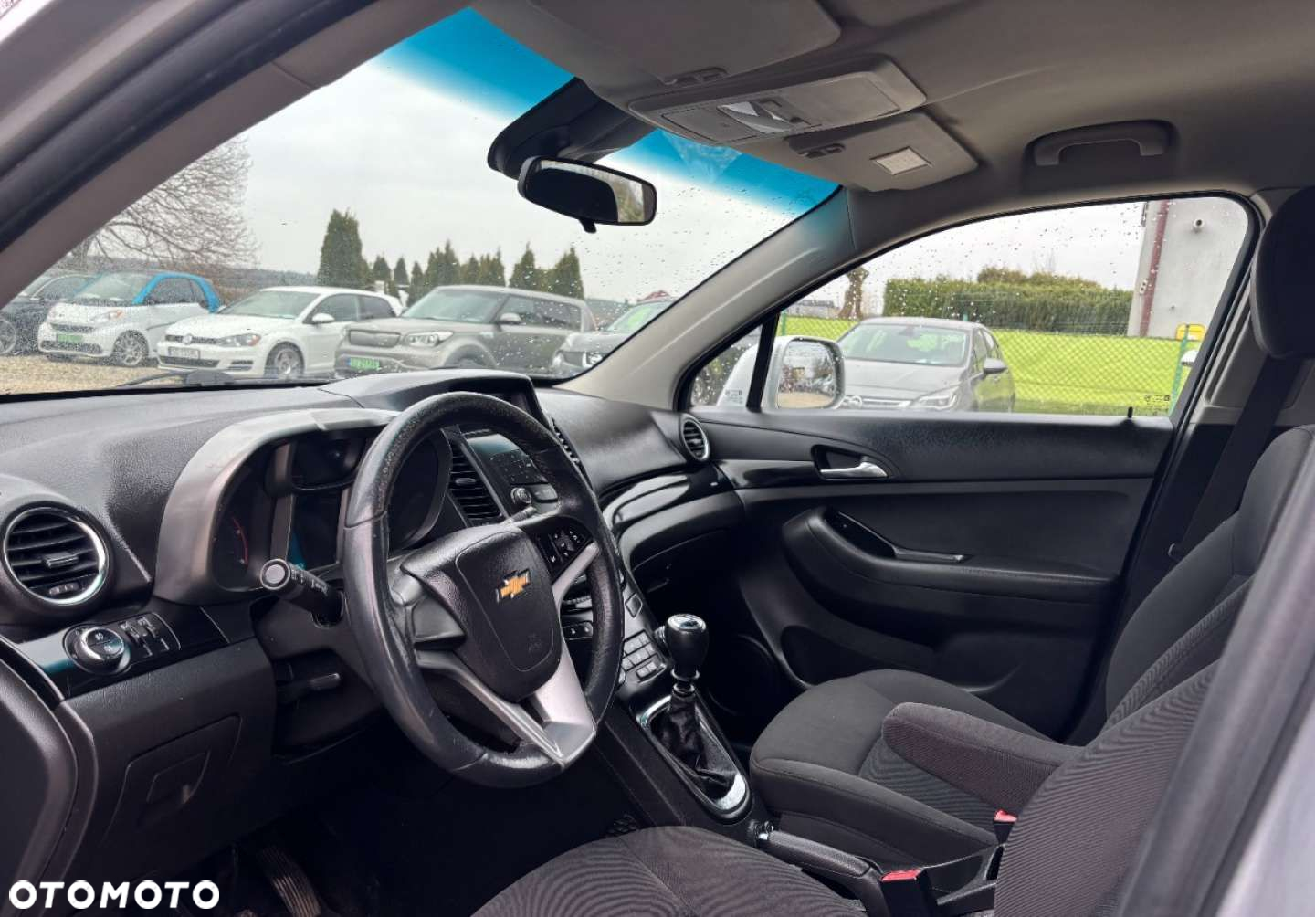 Chevrolet Orlando - 12