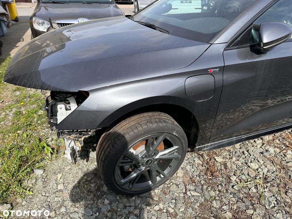 Audi A3 8Y HB 5D hybryda błotnik lewy przedni lewy przód - 1