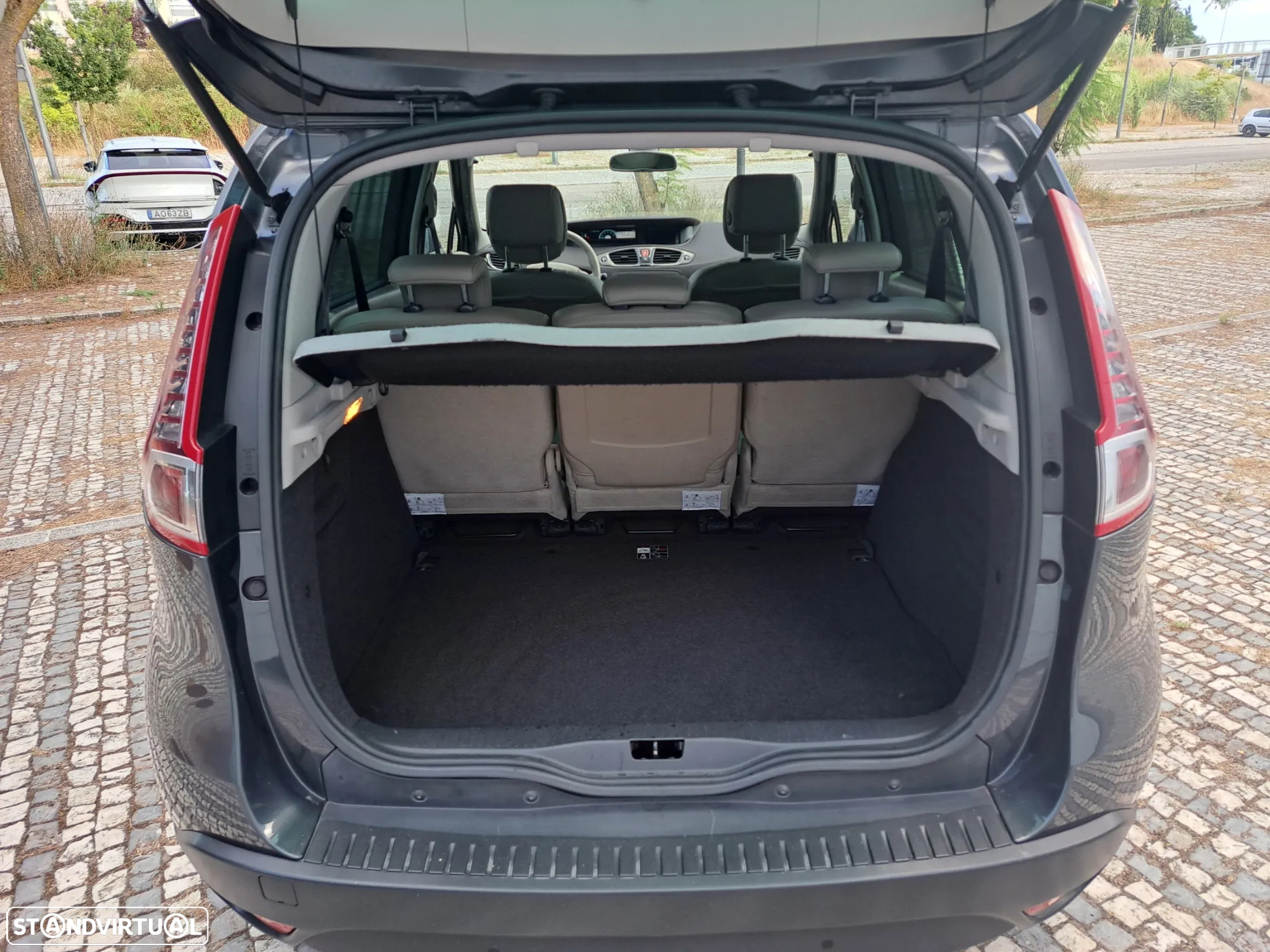 Renault Scénic 1.5 dCi Dynamique S EDC - 24