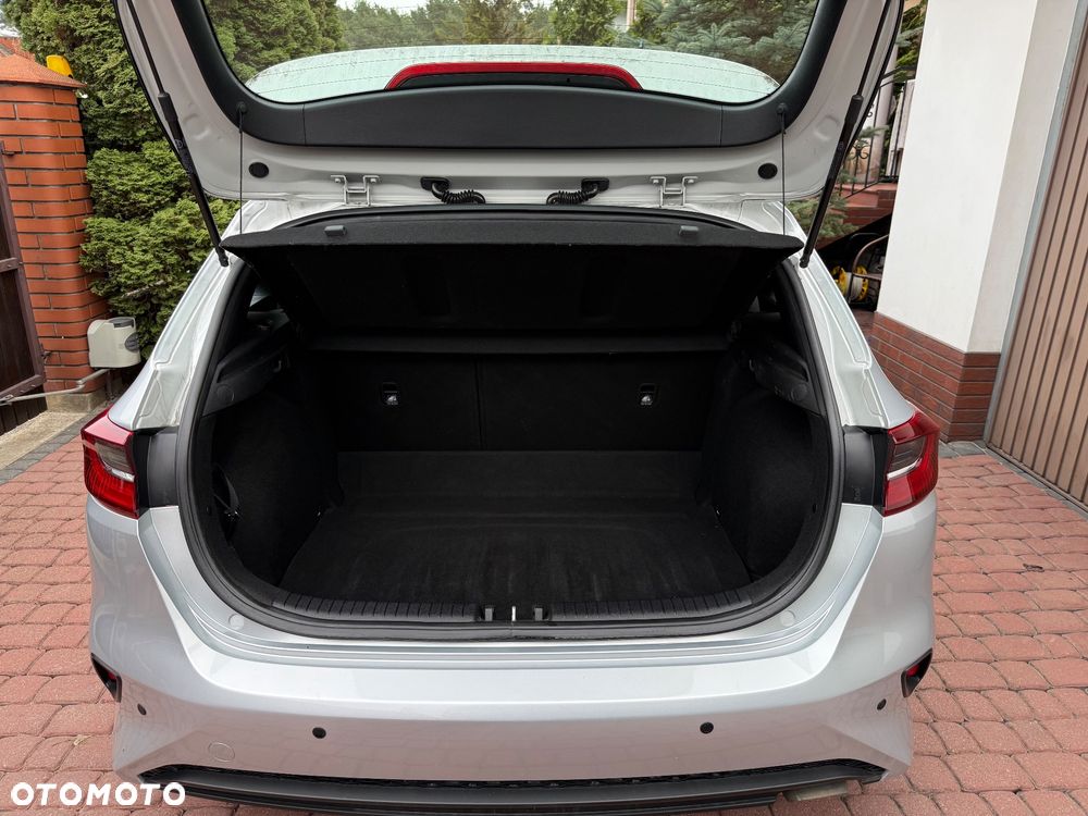 Kia Ceed - 24