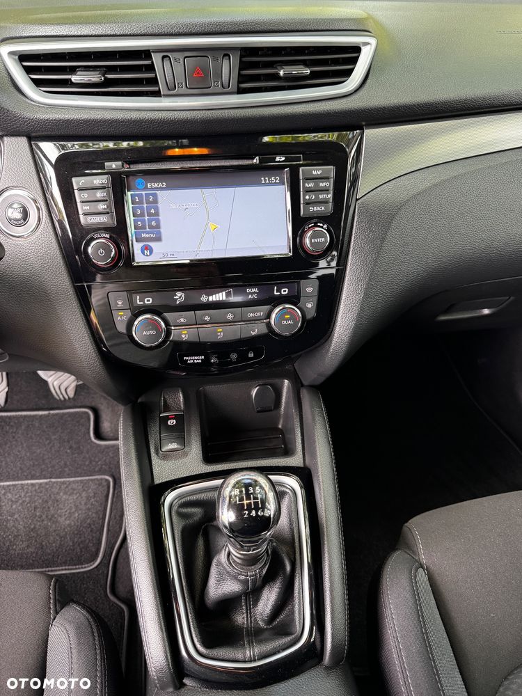 Nissan Qashqai 1.2 DIG-T Visia EU6 - 22