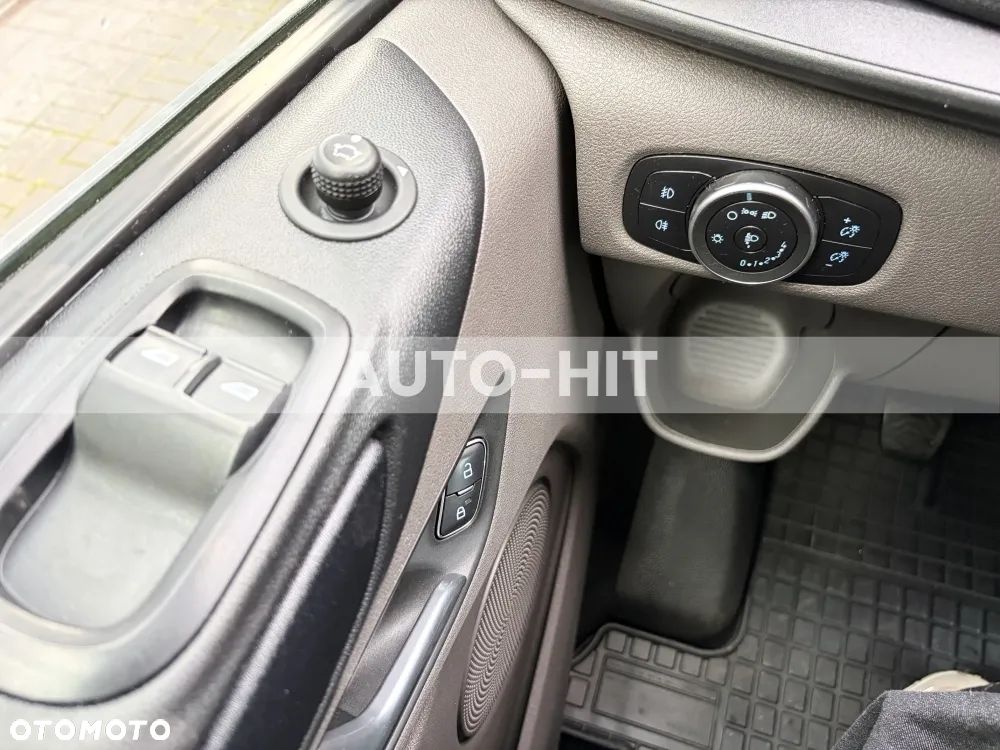 Ford Transit - 23