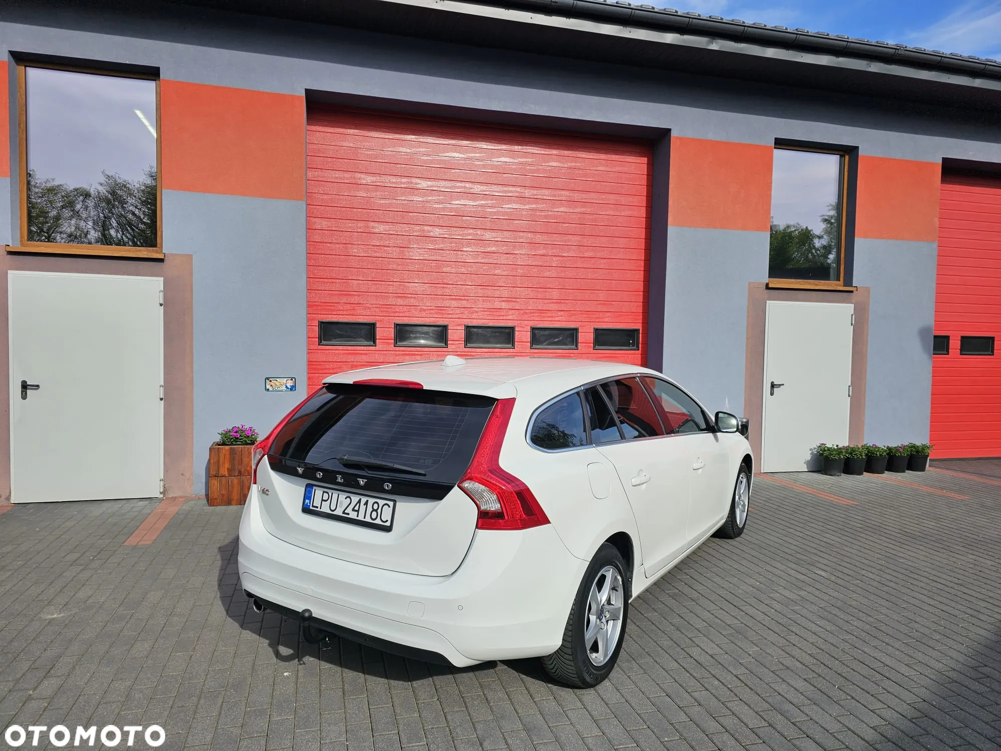 Volvo V60 D2 Drive-E Momentum - 12