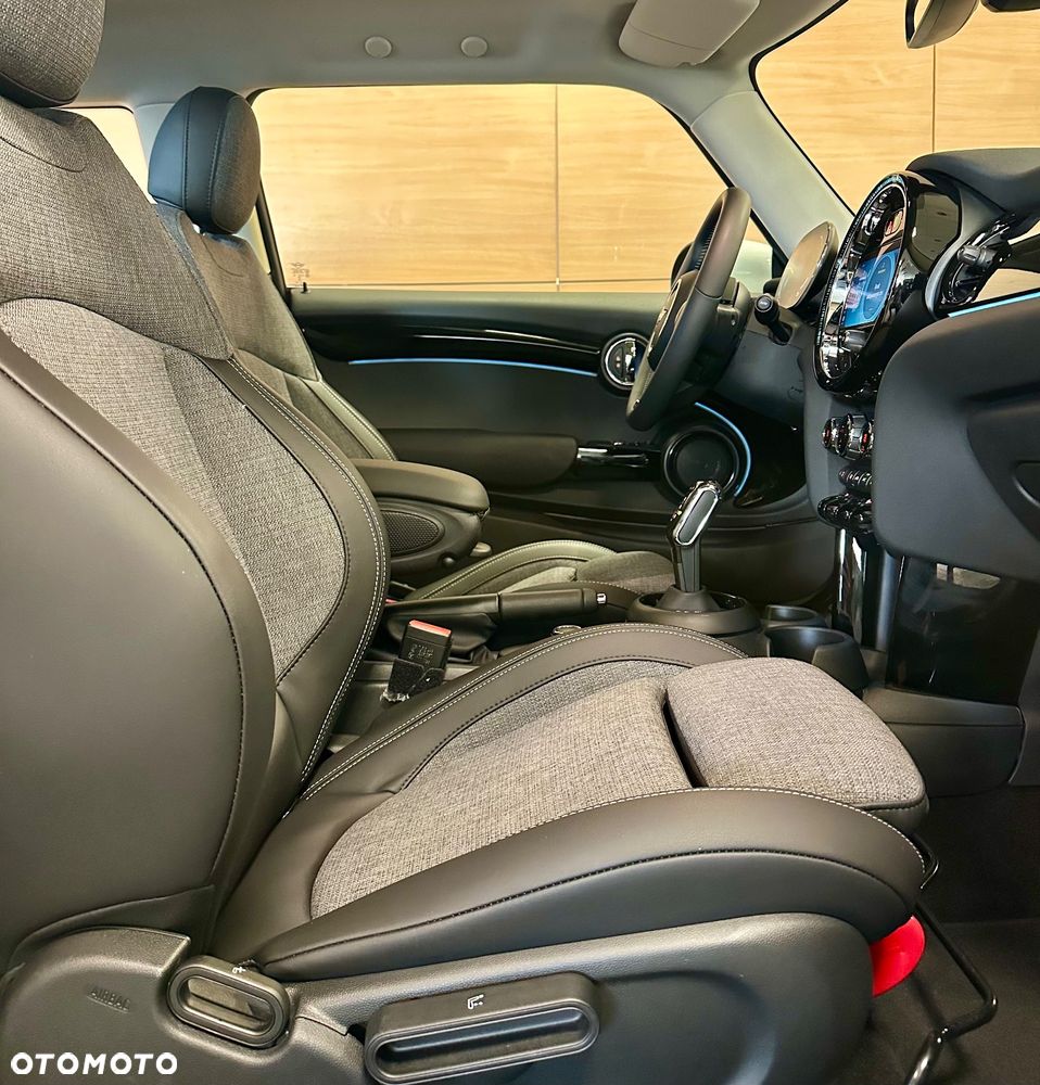 MINI Cooper Resolute Edition - 10