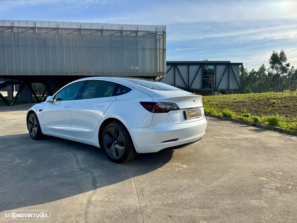 Tesla Model 3 Standard Range Plus RWD - 11