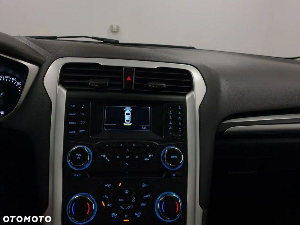 Ford Mondeo 2.0 TDCi Trend - 24