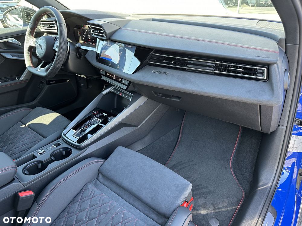 Audi S3 Sportback - 28