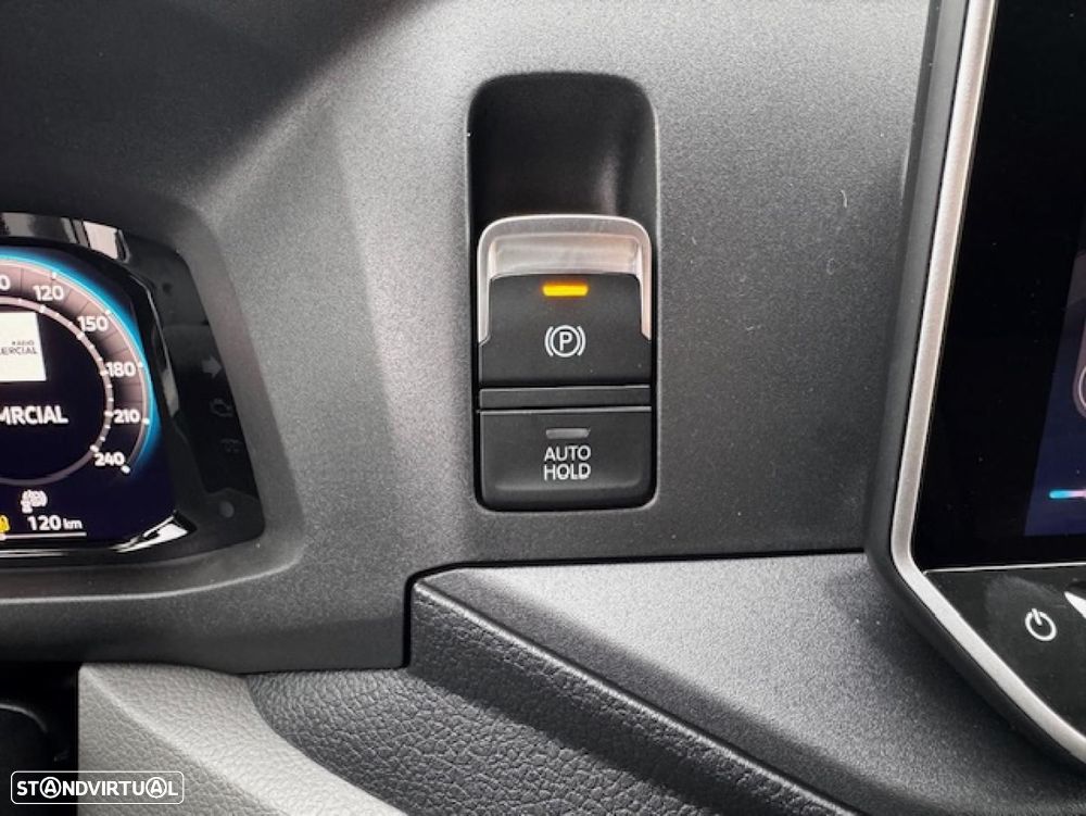 VW Crafter Crafter 35 L3H3 140 cv - 9