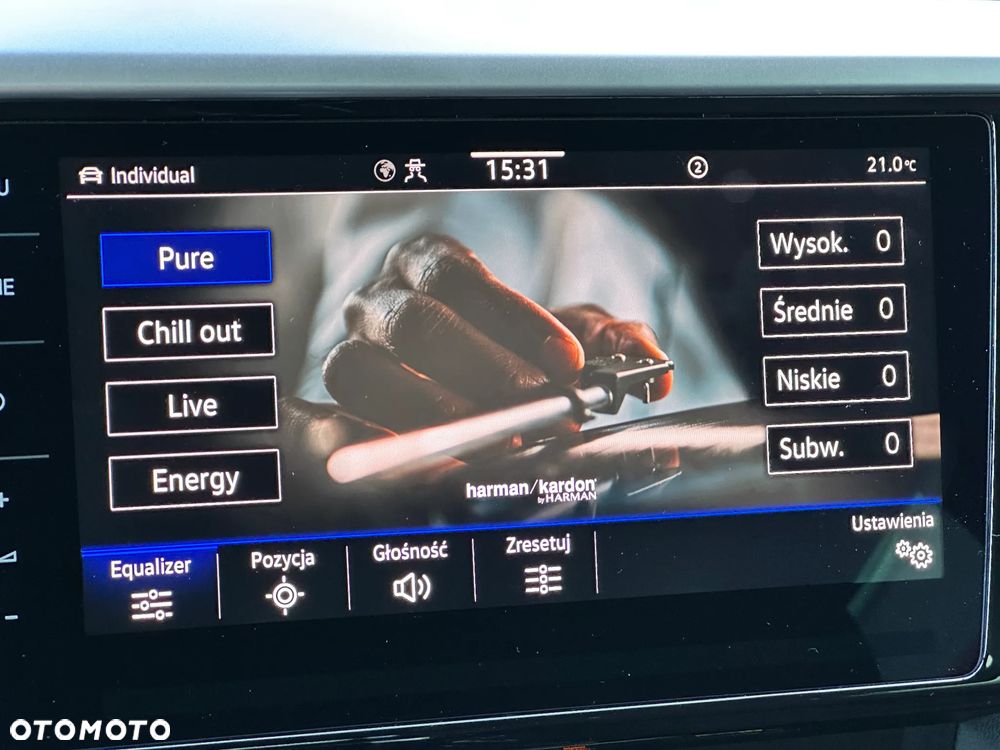 Volkswagen Arteon 2.0 TSI DSG R-Line - 38