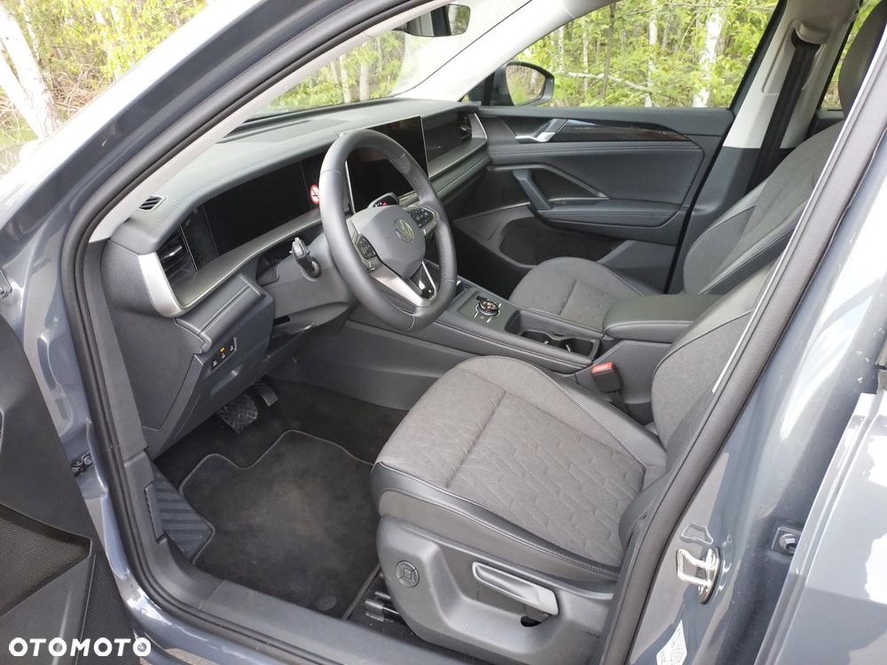 Volkswagen Tayron 1.5 eTSI OPF DSG Elegance - 11