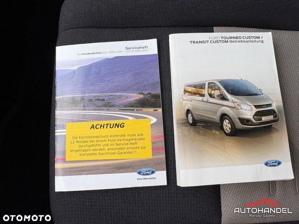 Ford Tourneo Custom - 19