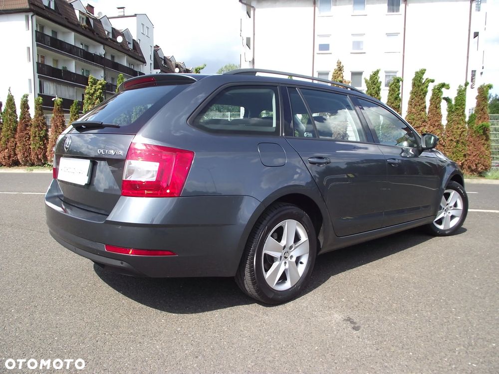 Skoda Octavia 1.5 TSI ACT Ambition - 8