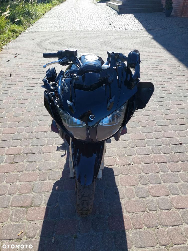 Yamaha FJR - 8