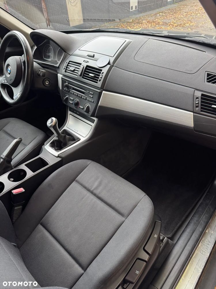 BMW X3 2.0i - 16