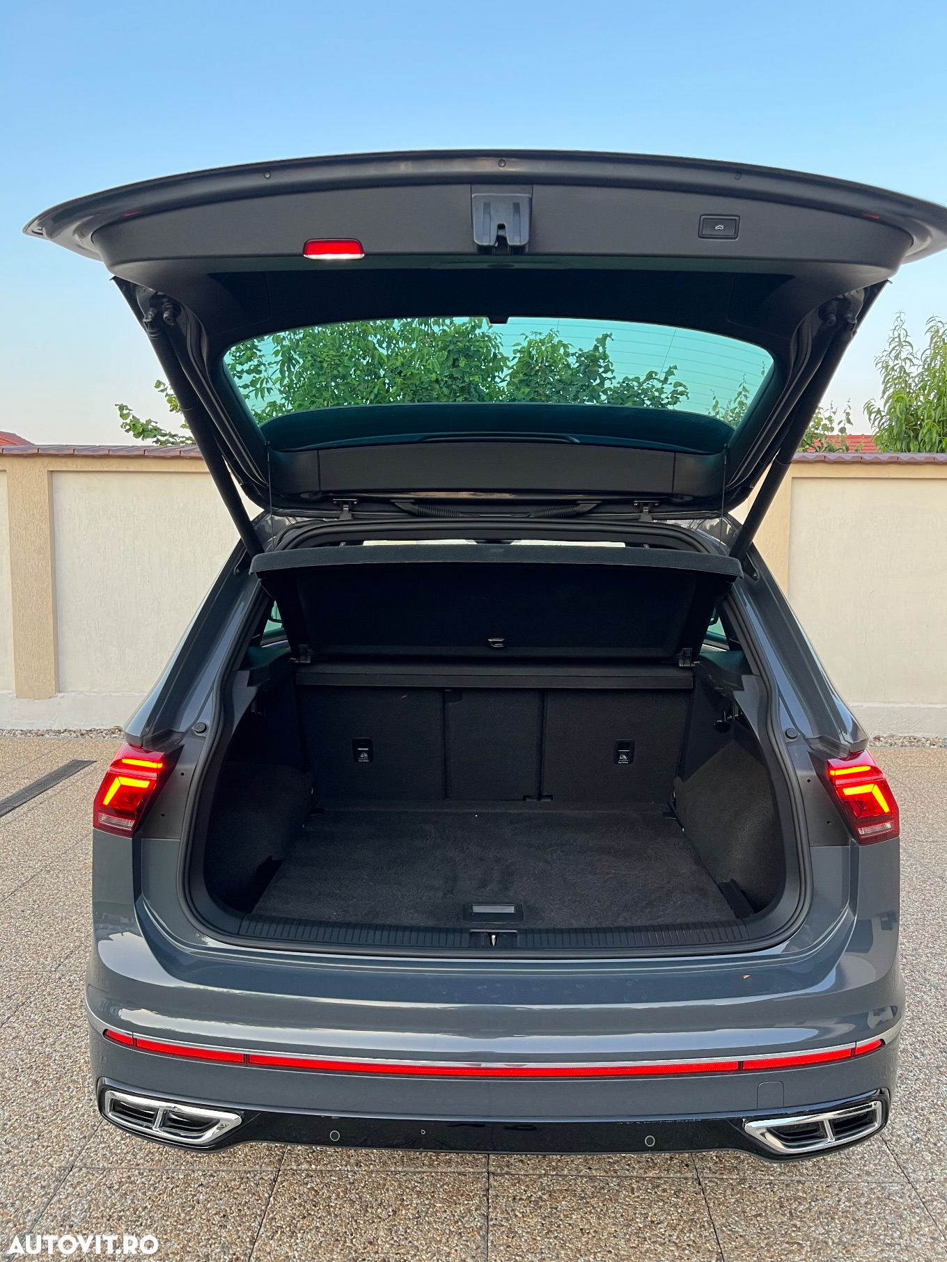 Volkswagen Tiguan - 21