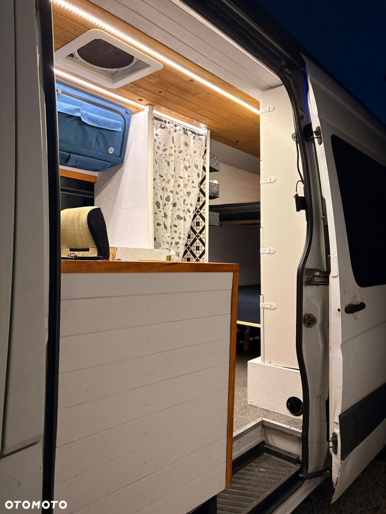 Mercedes-Benz Sprinter 906.211 EEV - 6