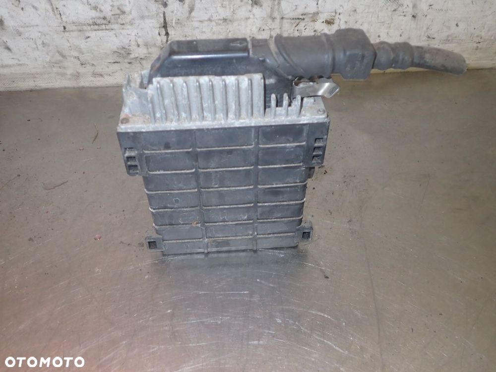KOMPUTER SILNIKA MERCEDES - BENZ W124 E300 2.3  0280800346 - 3