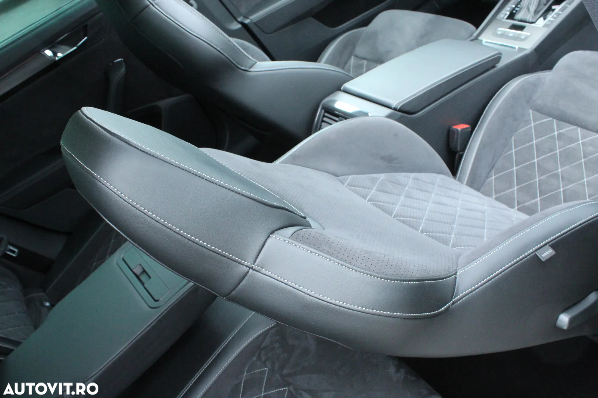 Skoda Superb 1.5 TSI DSG Sportline - 24
