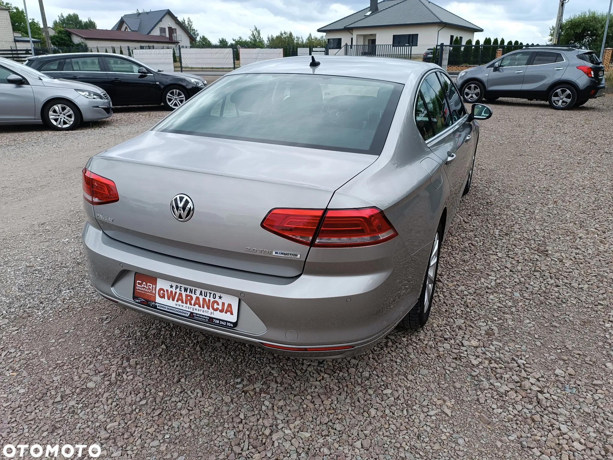 Volkswagen Passat 2.0 TDI EVO Elegance - 17