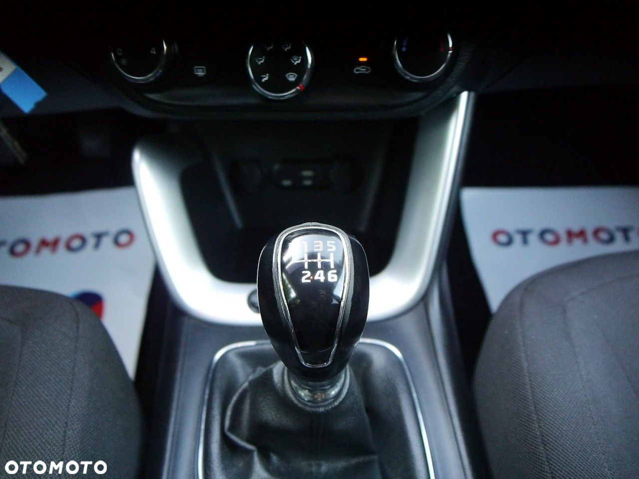 Kia Ceed 1.6 GDI Spirit - 27