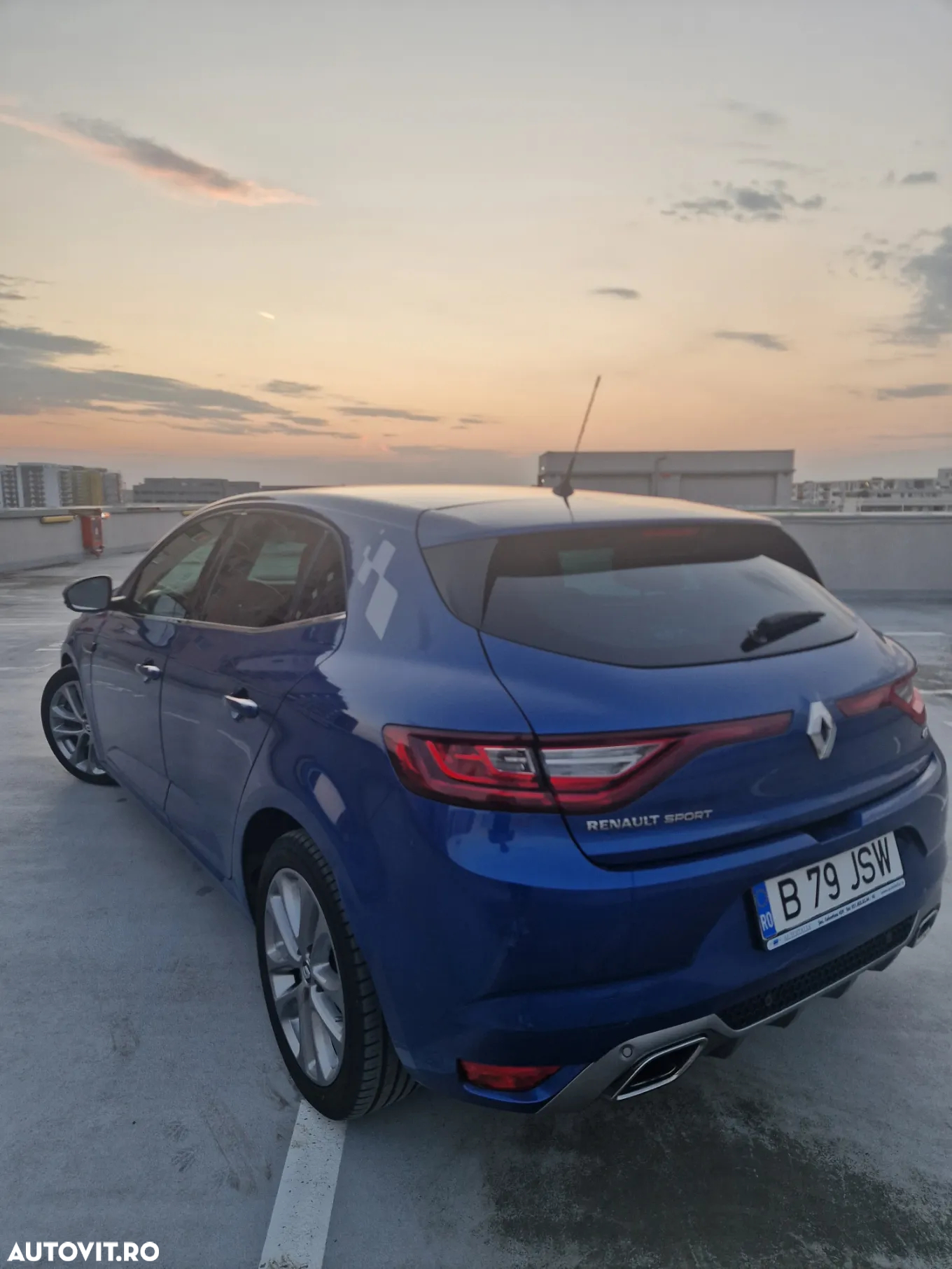 Renault Megane ENERGY TCe EDC GT - 13