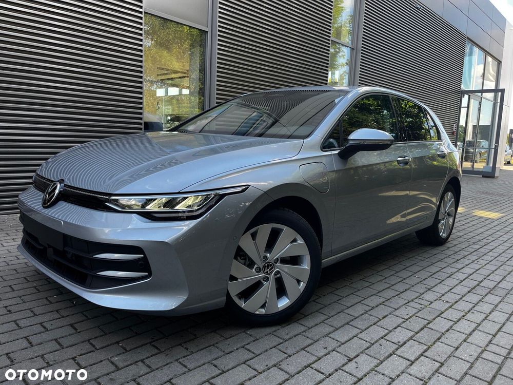 Volkswagen Golf - 3