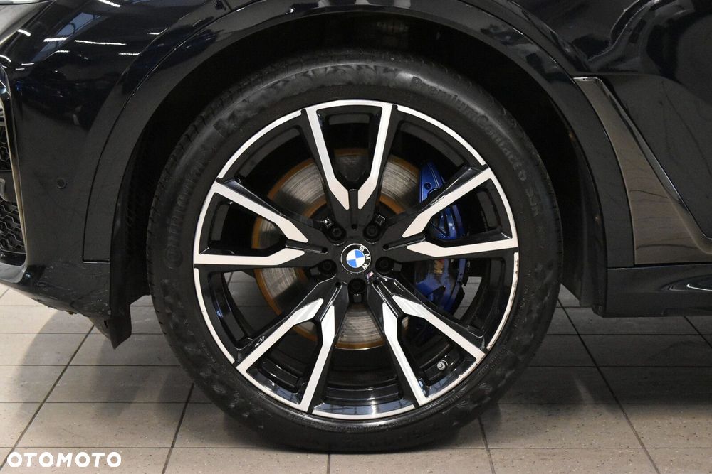 BMW X7 - 6