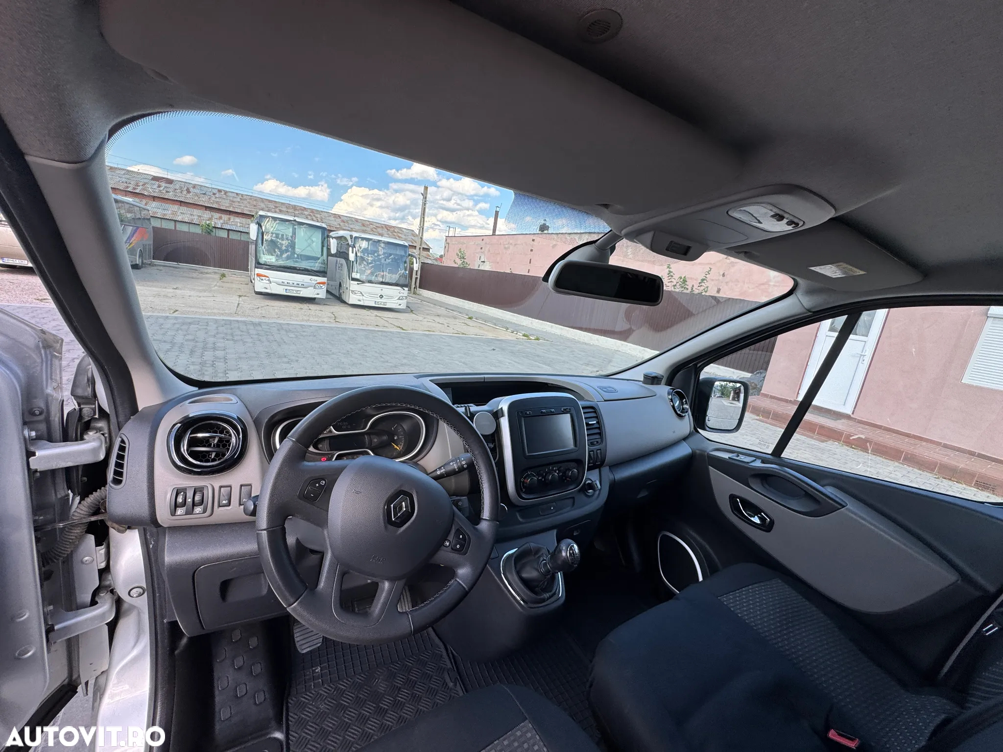 Renault Trafic ENERGY dCi 125 Grand Combi Expression - 10