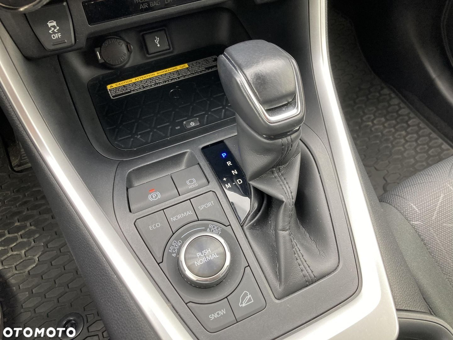 Toyota RAV4 2.0 Comfort 4x4 MS - 24