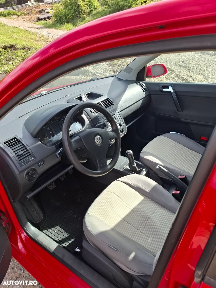Volkswagen Polo - 7