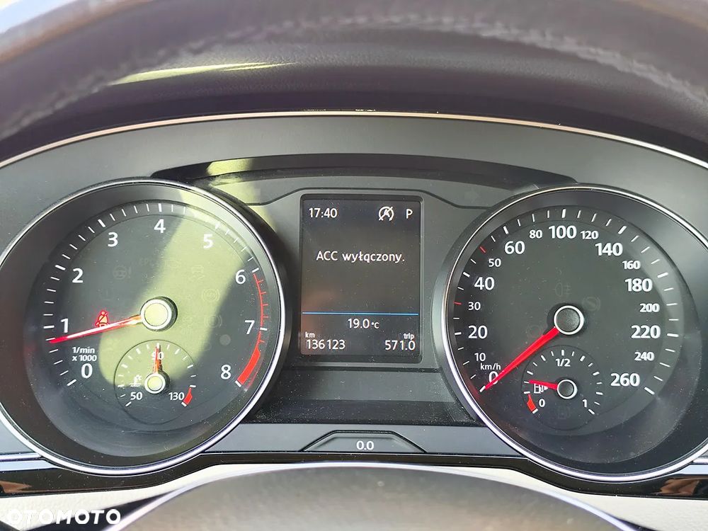 Volkswagen Passat 1.8 TSI BMT Comfortline DSG - 13