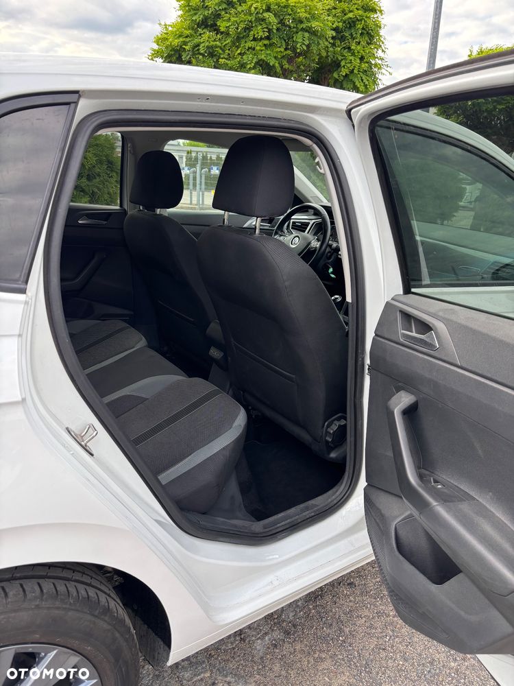 Volkswagen Polo 1.0 TSI Special Edition - 10