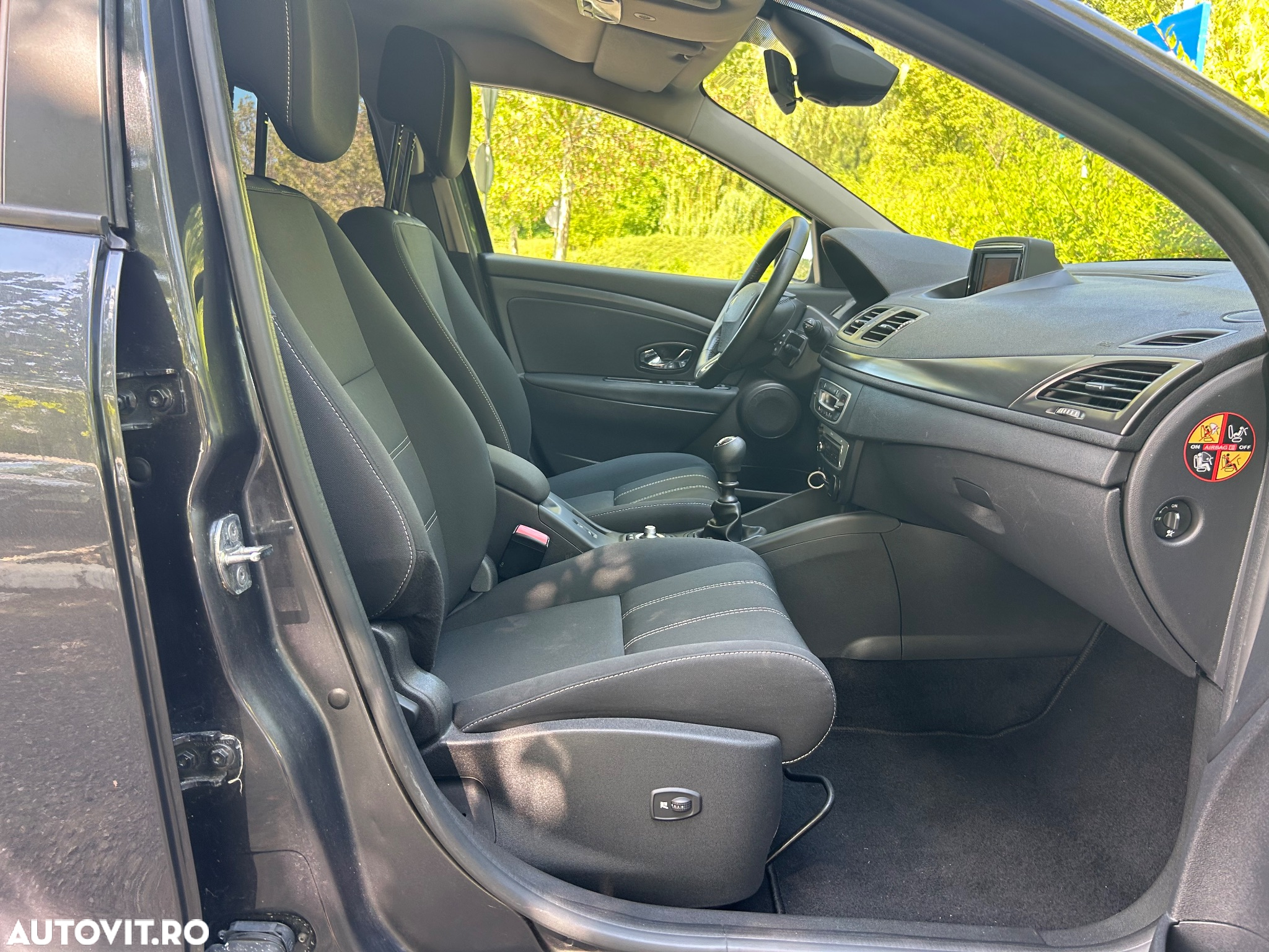 Renault Megane 1.5 dCi Expression - 9