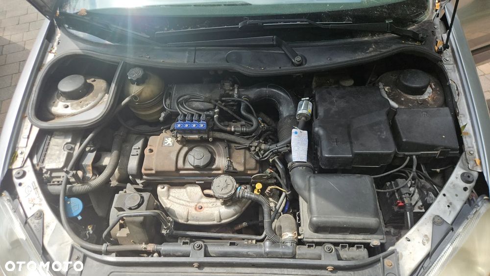 Peugeot 206 1.4 XR Presence - 11