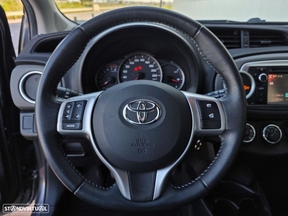 Toyota Yaris 1.33 VVT-i Comfort+P.Style - 23