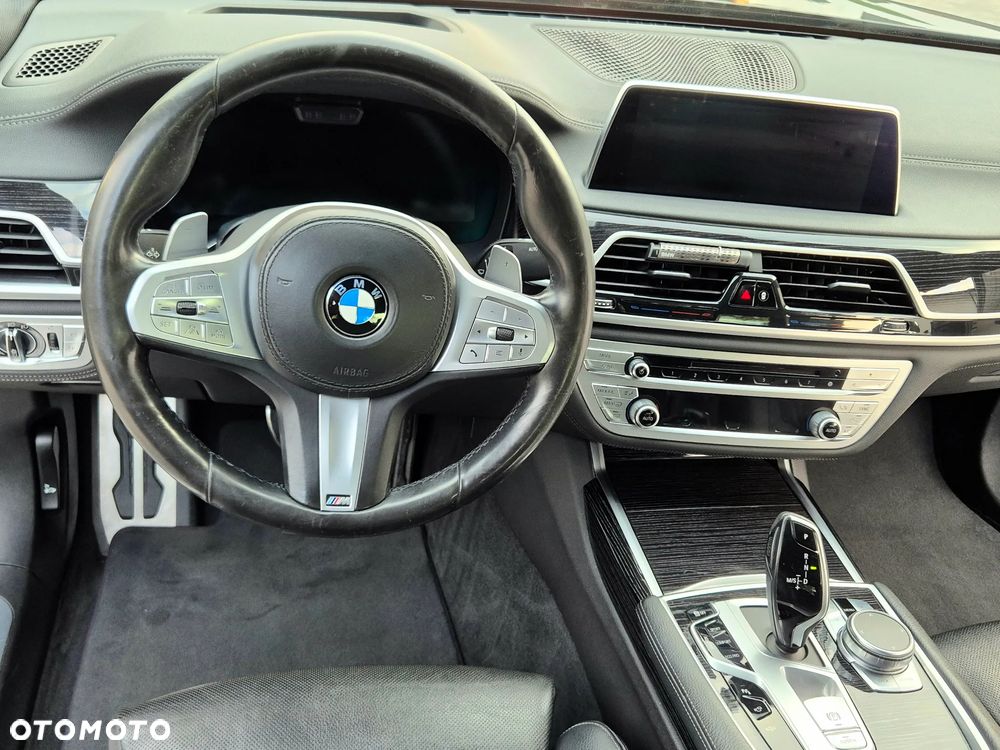 BMW Seria 7 750d xDrive sport - 22