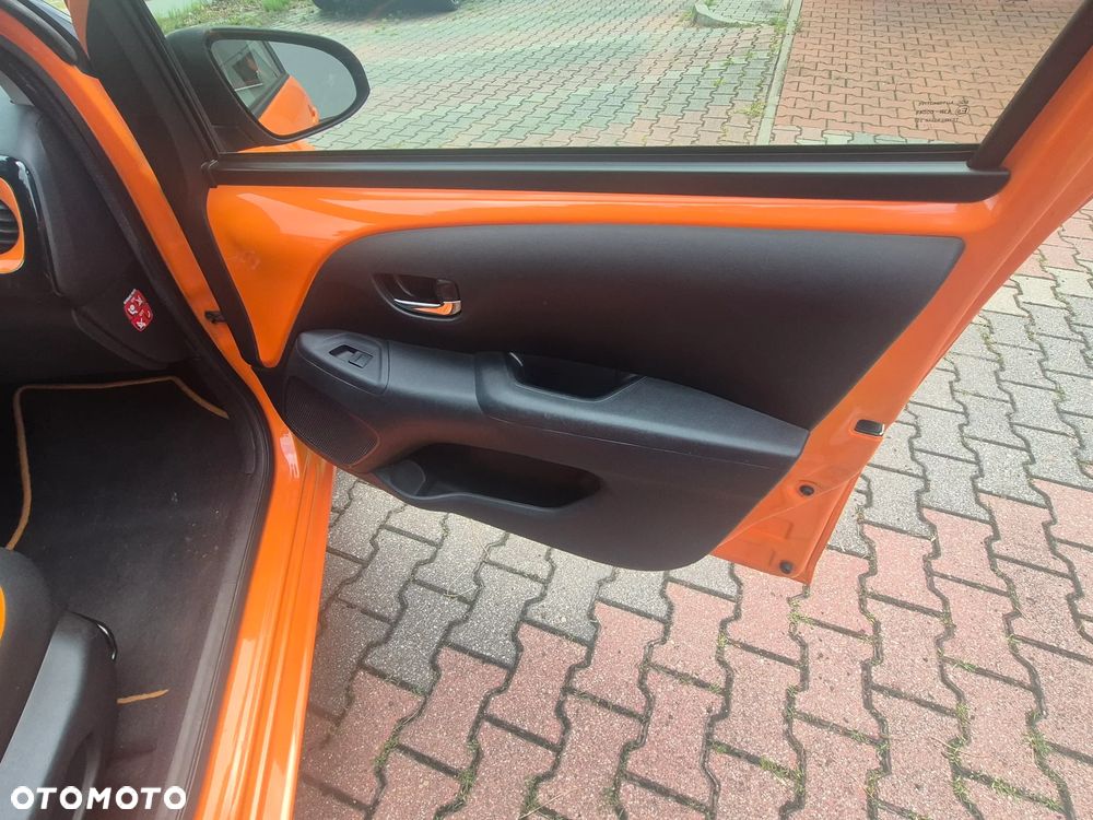Toyota Aygo 1.0 VVT-i Black Edition - 17