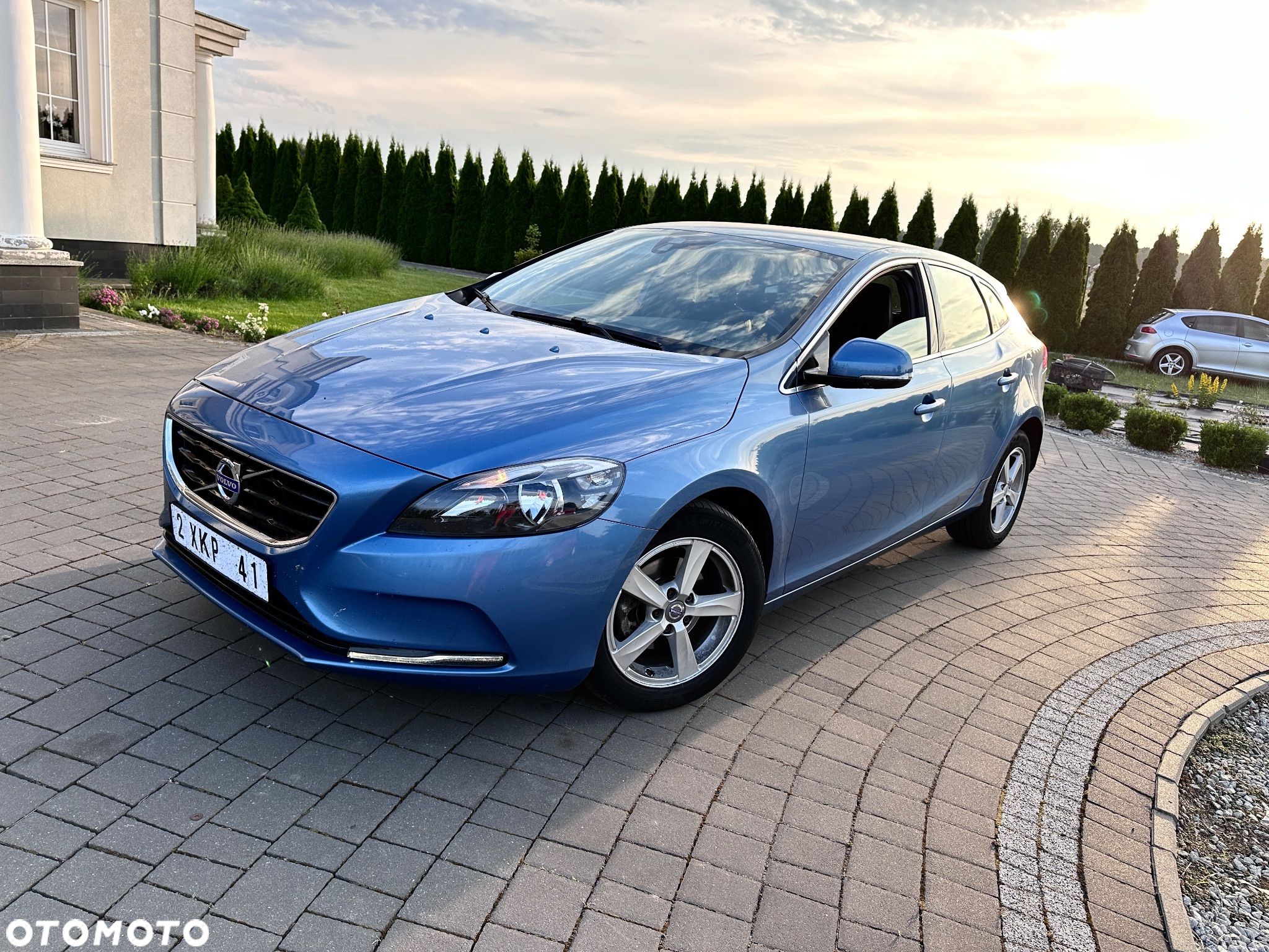 Volvo V40 D2 Momentum - 1