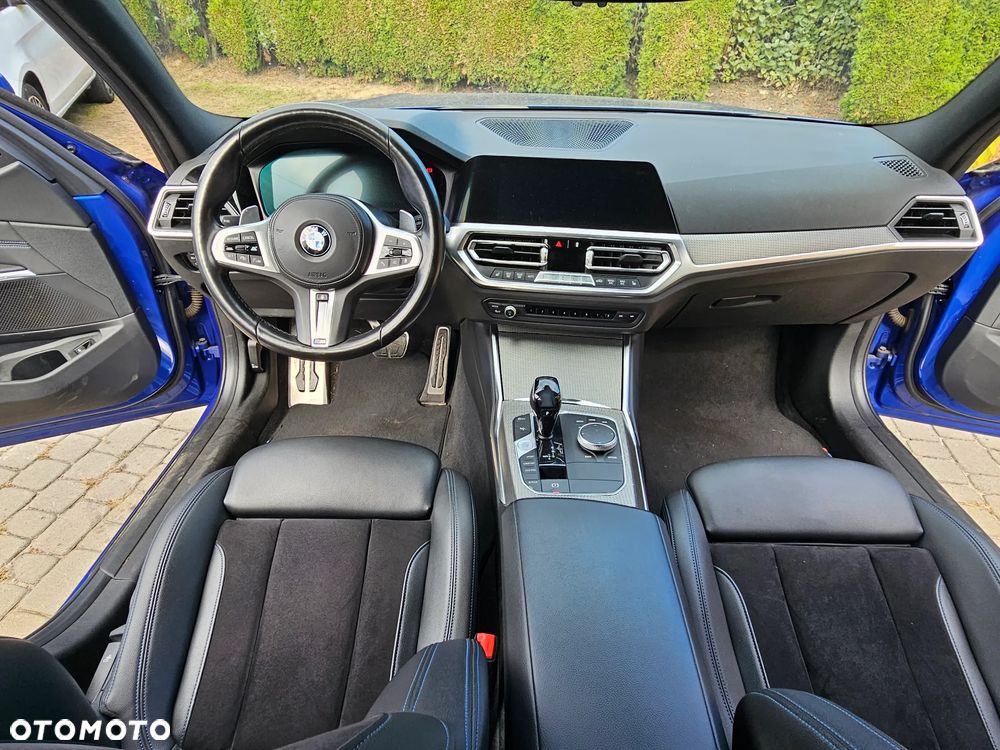 BMW Seria 3 320d xDrive M Sport - 11
