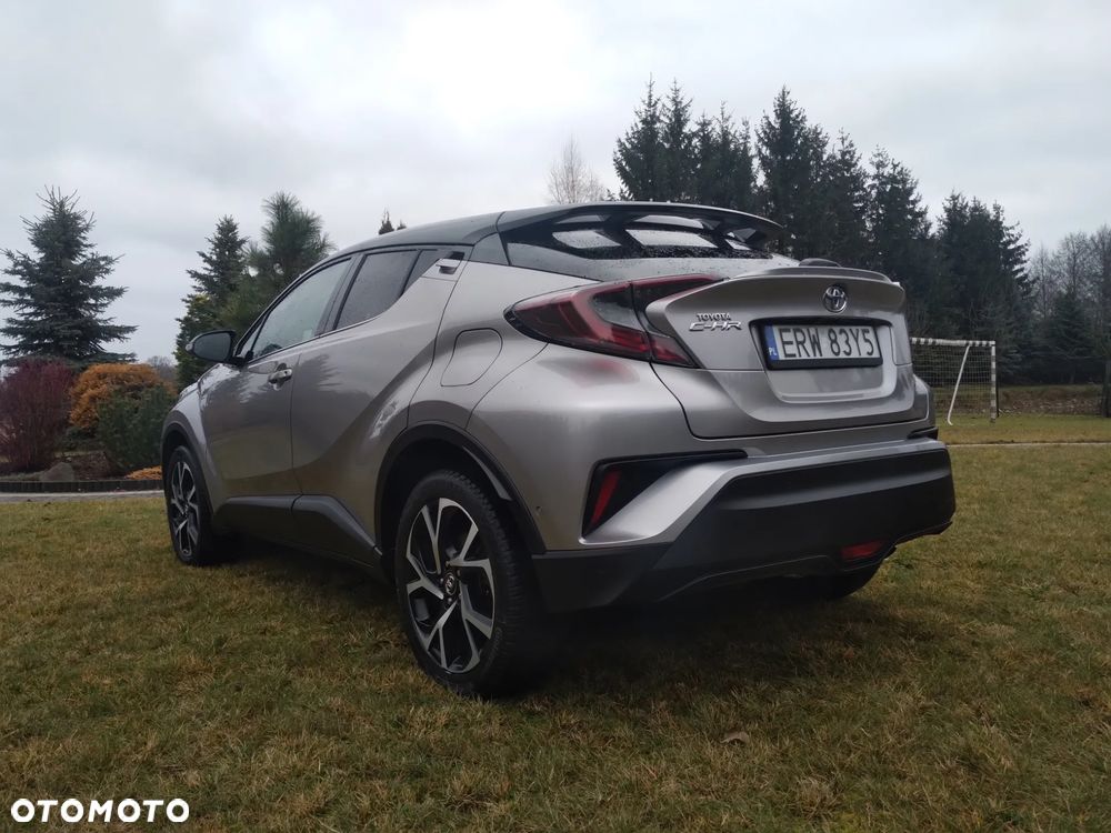 Toyota C-HR 1.2 T Dynamic - 2