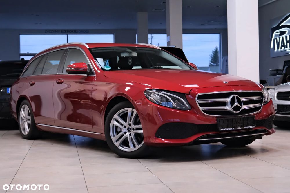 Mercedes-Benz Klasa E 220 d 4Matic 9G-TRONIC - 2